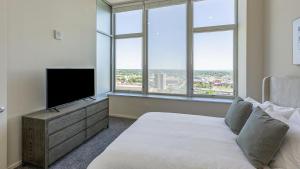 Landing Modern Apartment with Amazing Amenities (ID8808X27)
