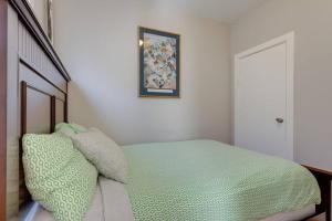 NEW! Boston Condo Near MBTA, 3 Mi to Fenway! (U2)