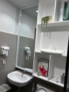 Messatierra Unit 1526-Rinanns Staycation