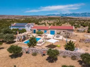 Secluded house with a swimming pool Kosljun, Pag - 22238 - Košljun