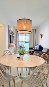 Apto NOVO pé na areia 2dorm pé na areia