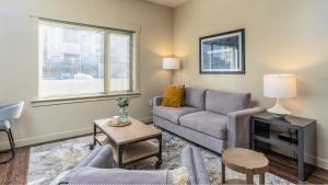 Landing Modern Apartment with Amazing Amenities (ID6647)