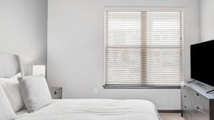 Landing Modern Apartment with Amazing Amenities (ID5207X82)