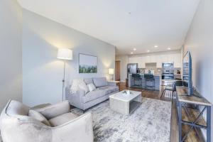 Landing Modern Apartment with Amazing Amenities (ID1979X34)