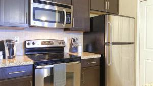 Landing Modern Apartment with Amazing Amenities (ID8368X45)