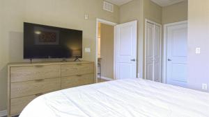 Landing Modern Apartment with Amazing Amenities (ID8368X45)