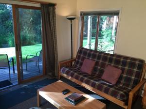 Great Location - Budget Condo - Ski In - 3 Blocks to Main Street