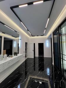 Hi-Tech Apartment