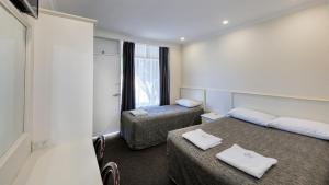 Coachman Hotel Motel