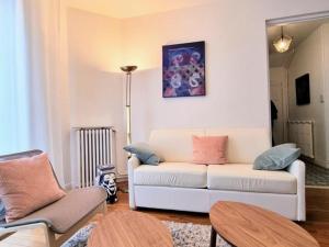 Maisons de vacances Maison de meuliere pres de Paris avec jardin, cheminee et tout confort inclus - FR-1-527-45 : photos des chambres