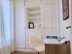 Maisons de vacances Maison de meuliere pres de Paris avec jardin, cheminee et tout confort inclus - FR-1-527-45 : photos des chambres