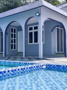 D’wokah Roomah Pool & Space