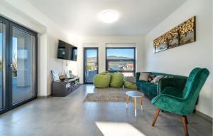 Beach Front Home In Pridraga 
