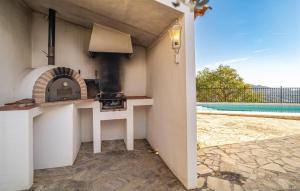 Amazing Home In Algarrobo With Wifi