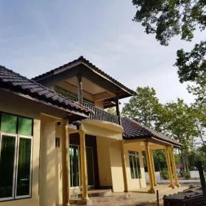 Rumah Madu Tiga Kangar - Kampung Tasoh
