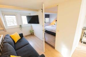 Peaceful 2 Bedroom Apartment - TS307B