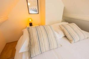 Peaceful 2 Bedroom Apartment - TS307B