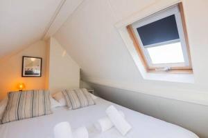 Peaceful 2 Bedroom Apartment - TS307B