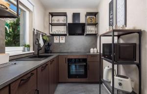 Amazing Home In Sveti Ivan Dobrinjski