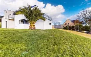 Amazing Apartment In Planguenoual - Langueux