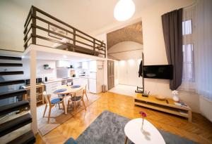 Free parking Broadway Budapest Residence - AC, 2people, Fast wifi, Smart TV