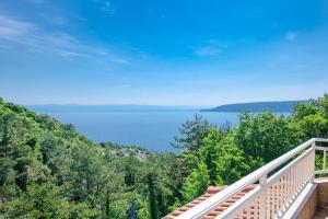 Villa Pia by Briskva