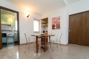 [ 5 Giornate ] Apt con terrazzo e garage privato