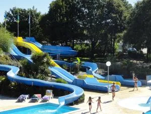 Mobil Home XXL 4 chambres - Camping Les Jardins du Morbihan - Locqueltas