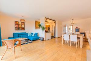 2 BR apartment with balconies & private parking