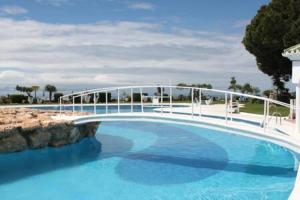 Hermosa casa con terraza e increíbles vistas al mar y la montaña