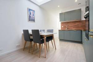 Maisons d'hotes House in Lille near Euratech private terrace. : photos des chambres