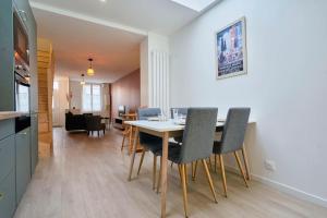 Maisons d'hotes House in Lille near Euratech private terrace. : photos des chambres
