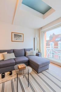 3 bedroom apartment with parking & balconies