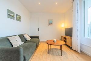 Appartements One bedroom apartment with balcony and a view : photos des chambres