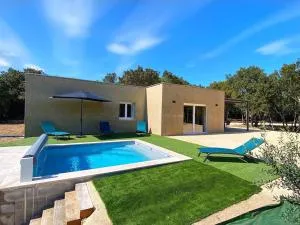 Villa 120m2 accès PMR piscine chauffée et jacuzzi - Labastide-de-Virac