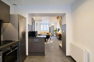 Maisons d'hotes 3 bedroom house with courtyard, near metro : photos des chambres