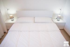 GOLD LAKE by Design Studio