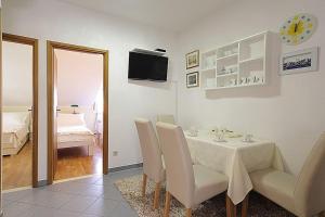 Apartment Kovac Old Town 2