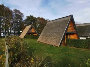 Reetdach Ferienhäuser - Alt Reddevitz