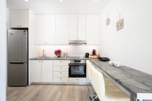 Nefeli-Beachfront -Apartment