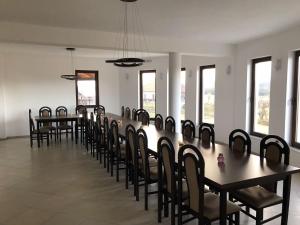 VILA DE PE DEAL