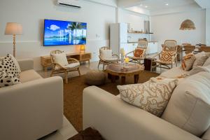 Paradise Samui Villa Chaweng, 5 Bedrooms with Private Pool