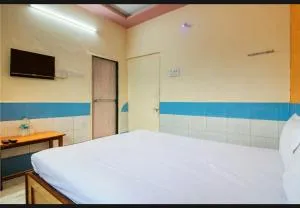 Sangram Hotel - Karnāla