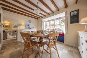 Blackhorse Cottage