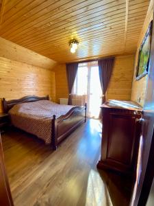 Goretsʹ family home