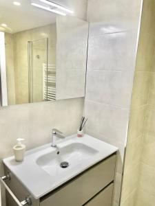 Apartamento San Lorenzo Playa. Vistas al mar.