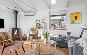 3 Bedroom Amazing Home In Malling