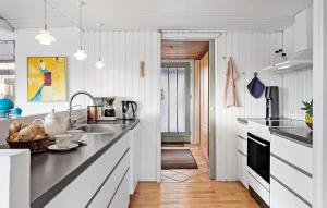 3 Bedroom Amazing Home In Malling