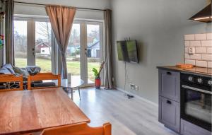 Gorgeous Home In Sturkö With Kitchen