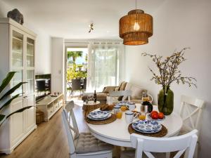 Apartment Marina Real I-1 by Interhome